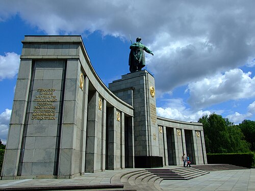 Soviet War Memorial (Tiergarten)